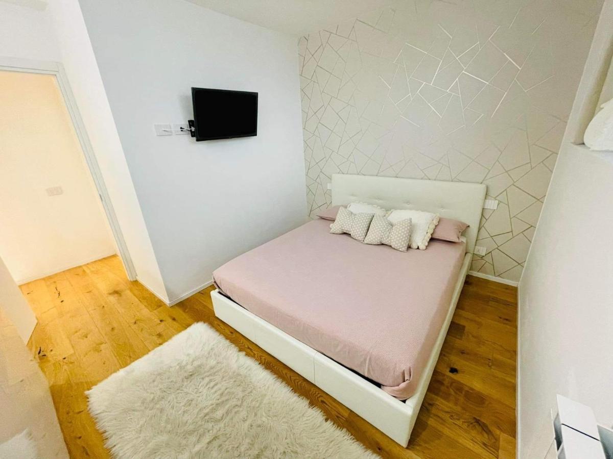 Led House Cadore - Bilocale Zona Milano Centro Εξωτερικό φωτογραφία